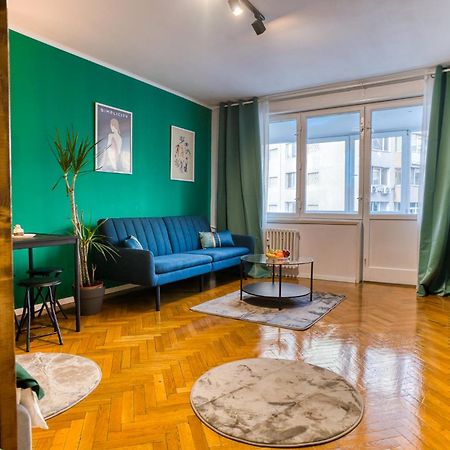 Hacienda Royal Palace - Central Designer Apartment Bucarest Extérieur photo