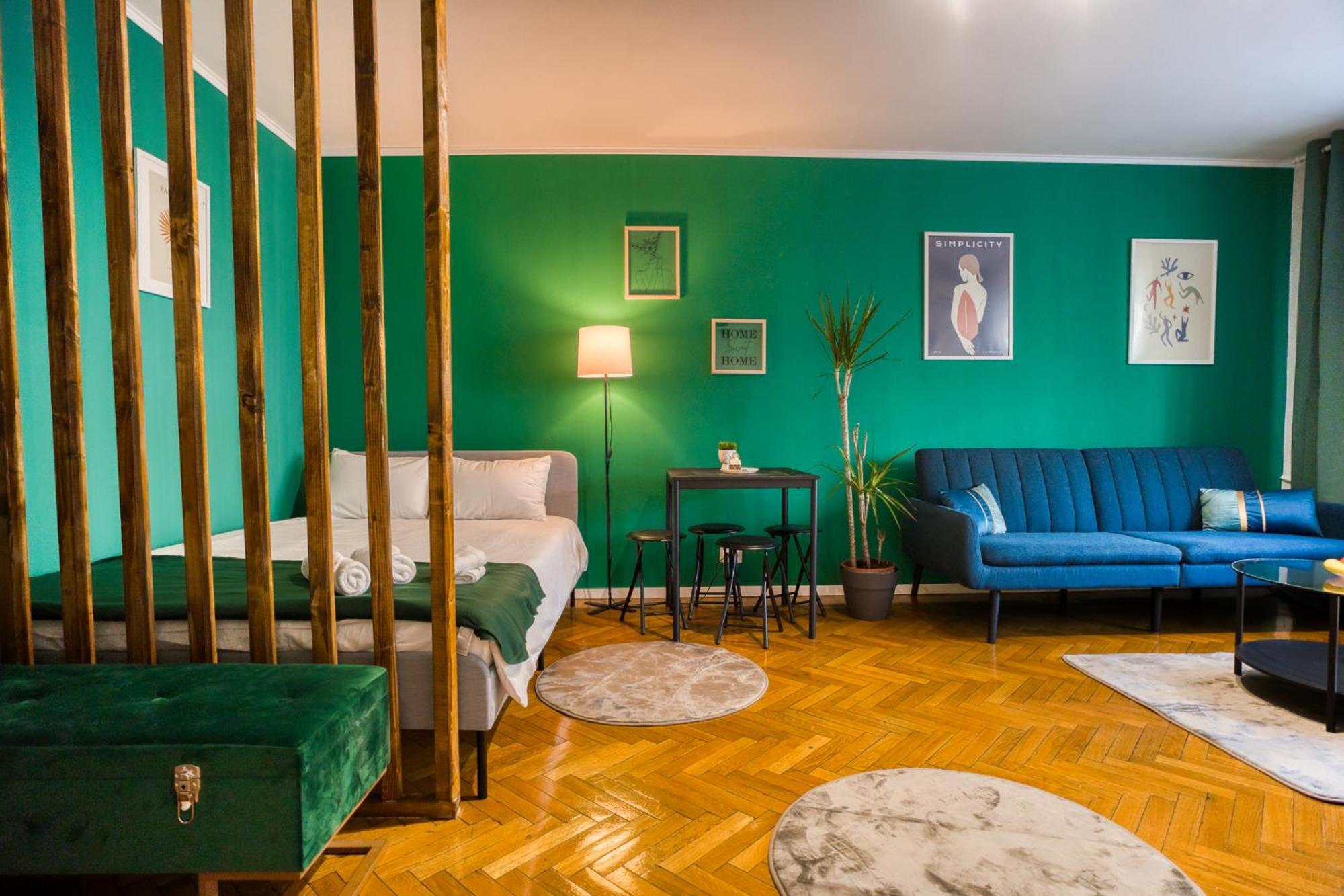 Hacienda Royal Palace - Central Designer Apartment Bucarest Extérieur photo